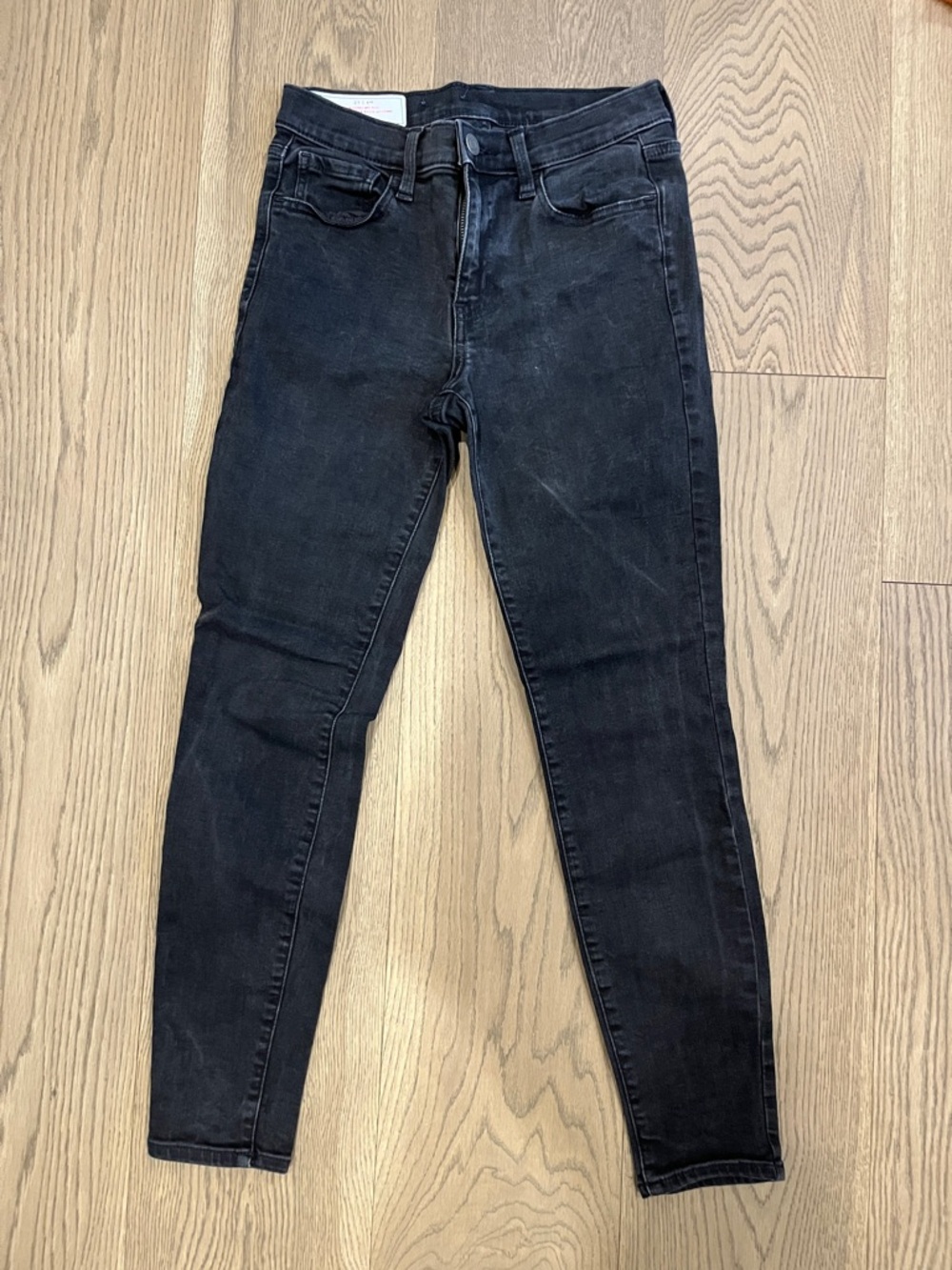 GAP Black Skinny Jeans - Mid Rise